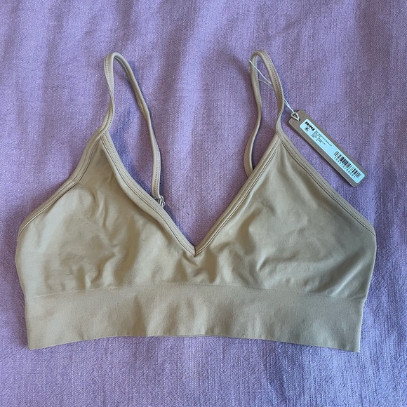 Nude Skims Bralette - Picture 1 of 3